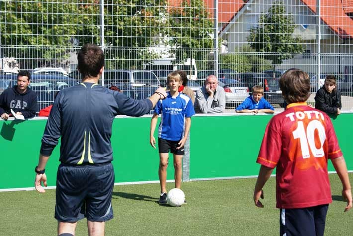Eröffnung des neuen Mini-Fußballplatzes